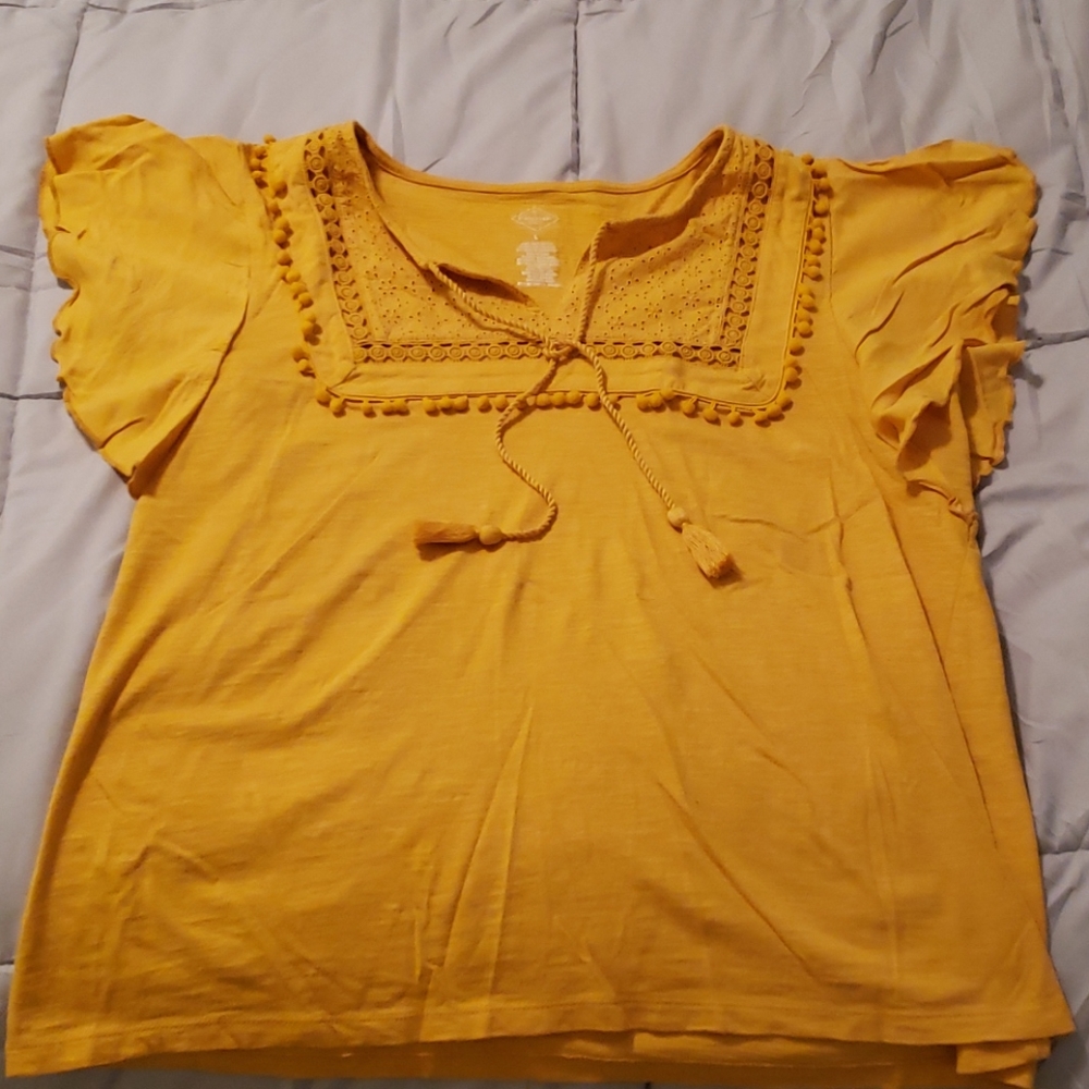Pretty Yellow Mexican-Inspired Shirt